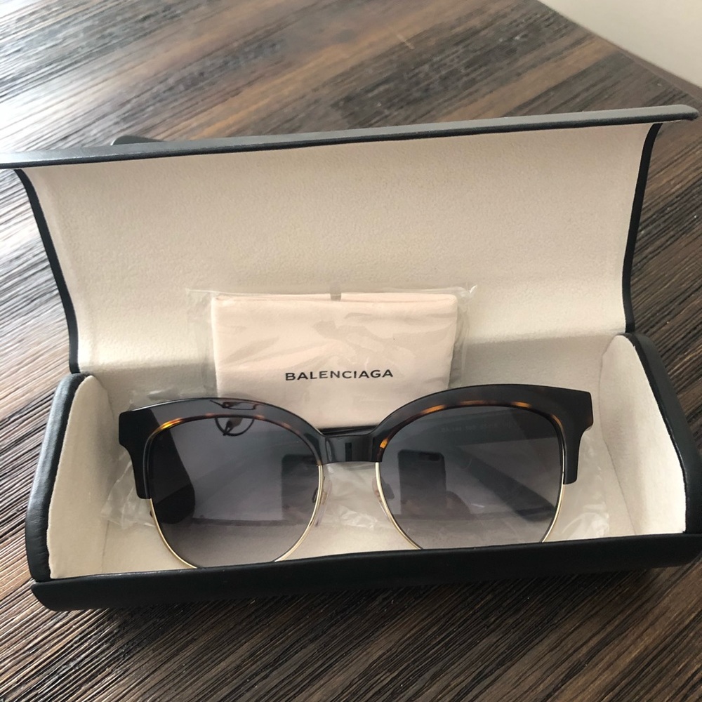 Balenciaga Tortoise Trim Round Sunglasses - NWT